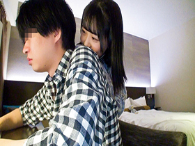 犯罪的ロリ顔少女の胸にむしゃぶりつきませんか？『少女の乳を吸う』禁断の授乳テコキ体験。　サンプル画像17